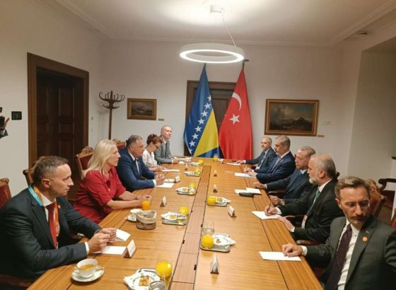Cvijanović i Dodik razgovarali s Erdoganom u Budimpešti