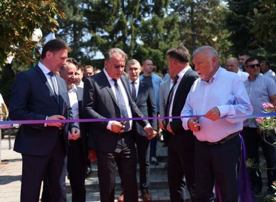 Otvoren jubilarni 50. Sajam šljive u Gradačcu, više od 300 izlagača iz BiH i regije (VIDEO)