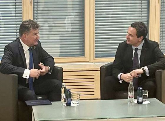 Kosovo: Kaznene mjere ostaju na snazi, nova runda razgovara o dijalogu u rujnu