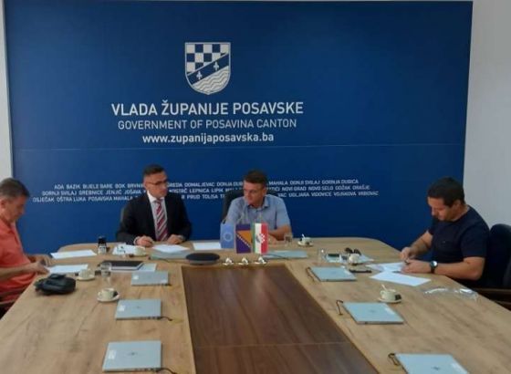 Ministar Radić potpisao ugovore o sanaciji i rekonstrukciji lokalnih cesta vrijedne 642.341,47 KM
