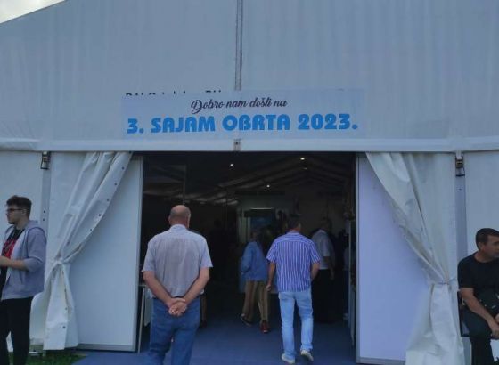 U Bihaću otvoren '3. sajam obrta 2023', proizvode izložilo oko 40 obrtnika