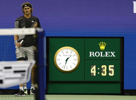 Zverev sat i po poslije ponoći slomio Sinera