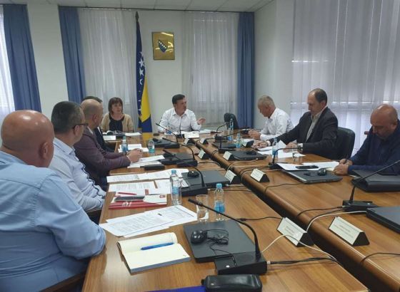 Ministar Hasičević razgovarao s poslodavcima o Odluci o utvrđivanju maksimalne visine marži