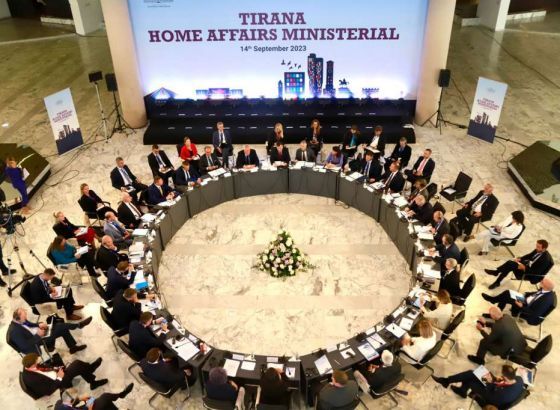 Nešić: Ubrzane EU integracije su jedina garancija prosperiteta i mira na Balkanu