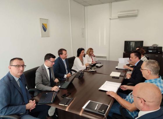 Ministar Lakić: Građane i poslovnu zajednicu upoznati sa značenjem novih energetskih zakona