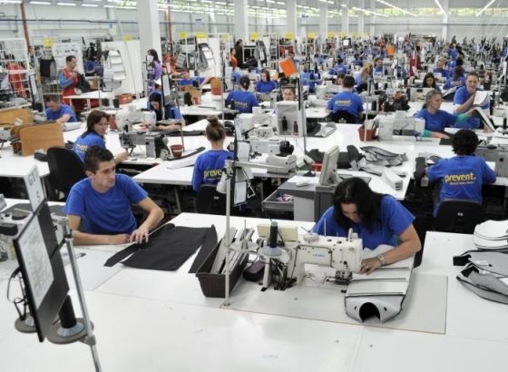 Naredna godina će biti presudna: Da li je započelo gašenje tekstilne industrije u BiH?
