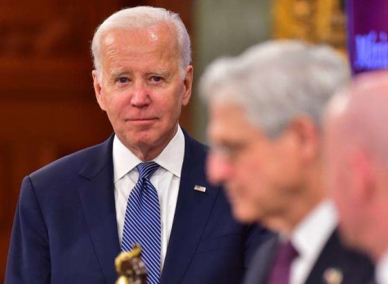 Biden kaže da se kandidira jer Trump želi 'uništiti demokratiju'