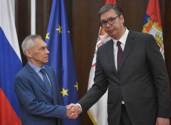 Vučić se sastao s ruskim veleposlanikom; u Bruxellesu danas sastanak Lajčaka i Escobara