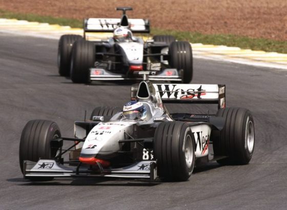 Na današnji dan: Hakkinen pobijedio Schumachera uoči finala na Suzuki