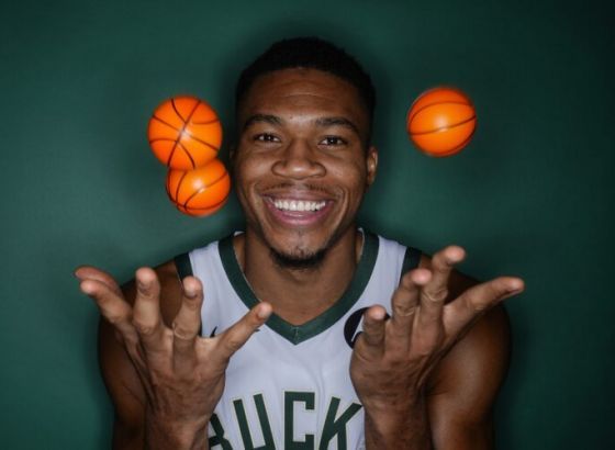 Antetokounmpo: Novac nije važan, važno je puno novca