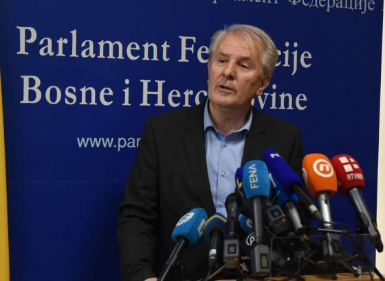 Lendo: Još jedna sramota i poniženje Bošnjaka