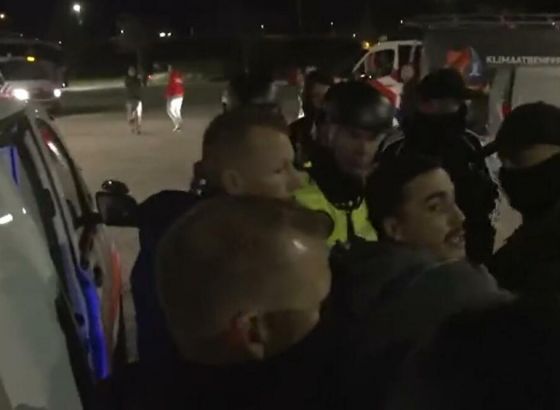 Haos u Alkmaru: Uhapšena dva fudbalera Legije, poljski premijer zatražio da se hitno razjasni incident