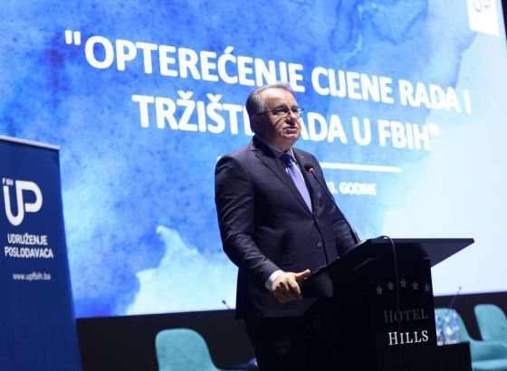 Nikšić na konferenciji UPFBiH: Vlada FBiH opredijeljena ostvariti ciljeve fiskalne reforme (VIDEO)
