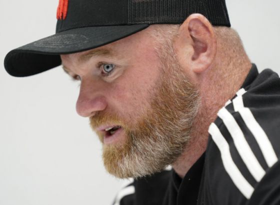 Rooney i službeno ima novi posao, potpisao je ugovor