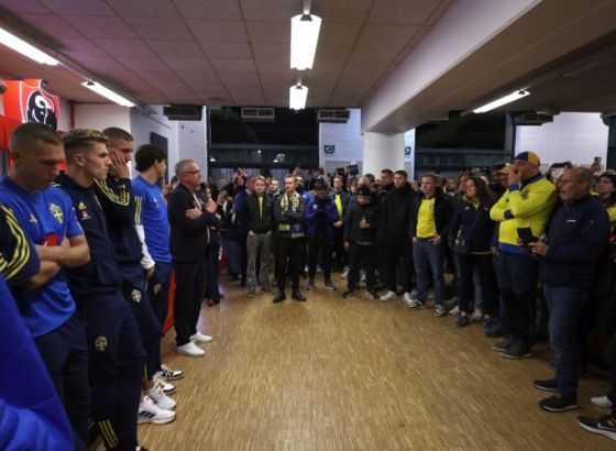 Navijači Švedske proveli noć pod budnim okom policije