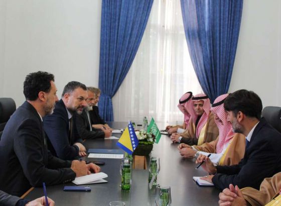 Konaković sa guvernerom Generalne agencije za namjensku industriju Kraljevine Saudijske Arabije