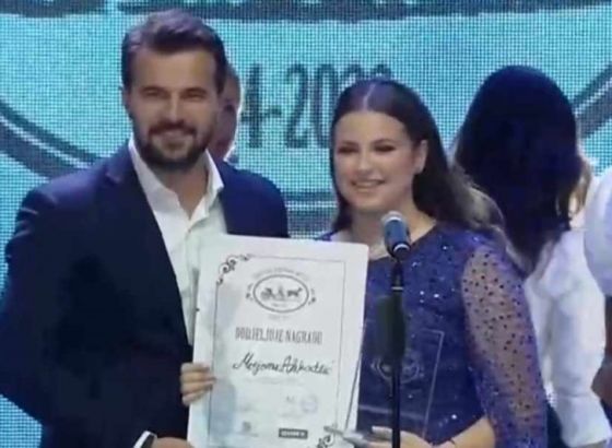 PRED NJOM JE BLISTAVA KARIJERA: Merjema Alihodžić, pobjednica Festivala narodne muzike Ilidža 2023.