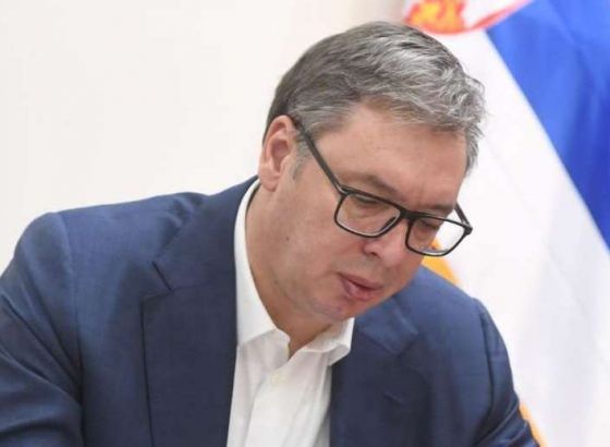 Vučić: Nikada se nije dogodilo da opozicija traži sankcije protiv predsjednika