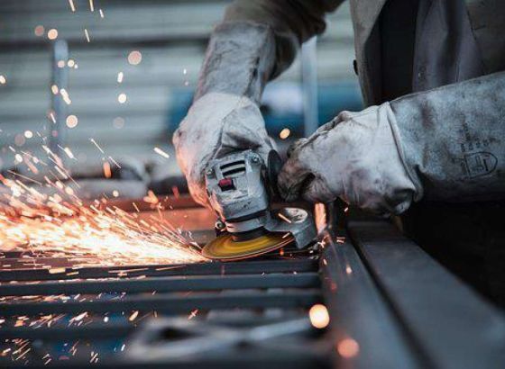 Septembarski pad desezonirane industrijske proizvodnje od 0,8 posto