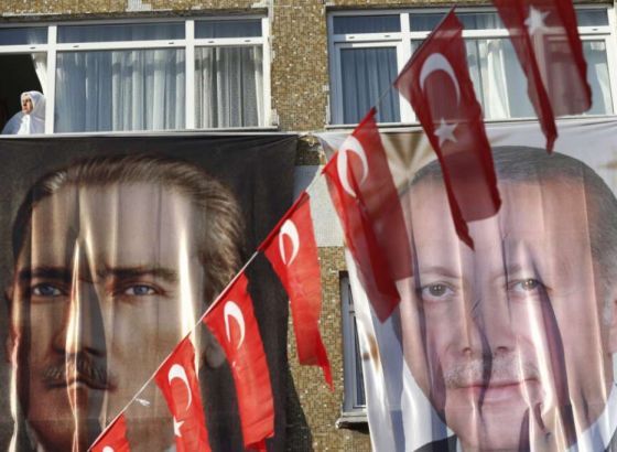Turska sto godina kasnije: Erdogan, Atatürkov nasljednik i konkurent
