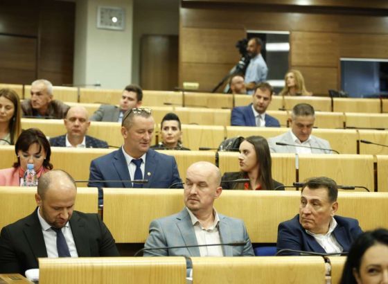 Rebalans budžeta FBiH može stupiti na snagu, odobrila ga oba doma Federalnog parlamenta