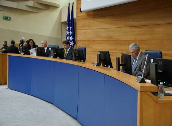 PSBiH-Poslanici usvojili rezoluciju o potrebi donošenja odluke o otvaranju pregovora između BiH i EU