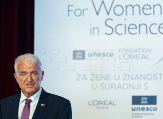 Hrvatska: Žene češće upisuju doktorat, no muškarci zauzimaju više pozicije