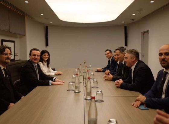 Članovi Predsjedništva BiH razgovarali u Parizu s kosovskim premijerom