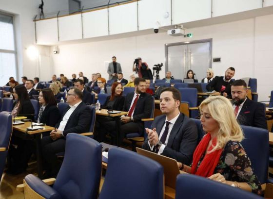 Uk u ekspozeu iznio prioritete buduće Vlade, u fokusu i dalje pitanja mladih