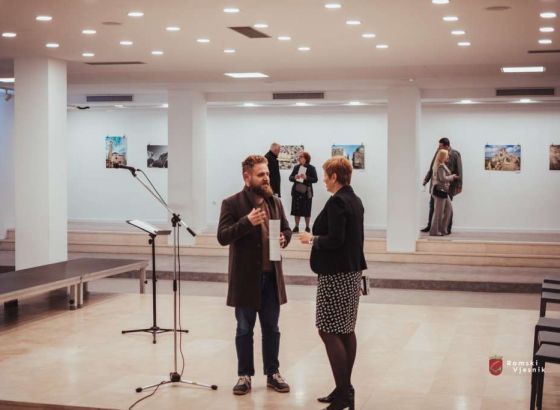 Izložba 'Nacionalni spomenici u BiH' predstavljena publici u Mostaru