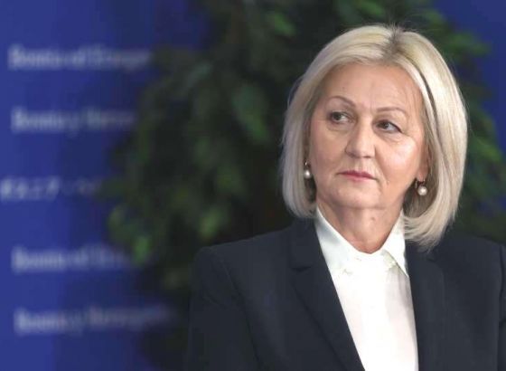 Krišto razgovarala s povjerenikom Várhelyijem o pripremama za Drugi politički forum između EU i BiH