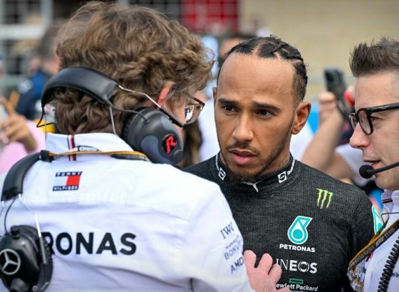 Horner: Hamilton je pričao s Red Bulom i Ferarijem; Hamilton: Nije istina