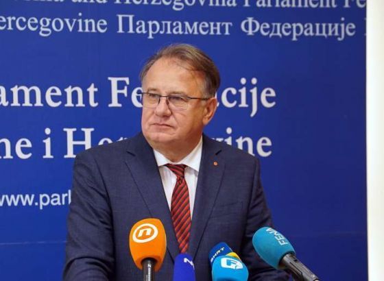 Nikšić: Nastavljamo s razgovorima kako bismo državu približili EU