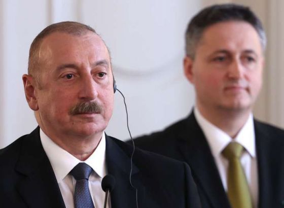 Alijev raspisuje vanredne izbore nakon pobjede u Karabahu