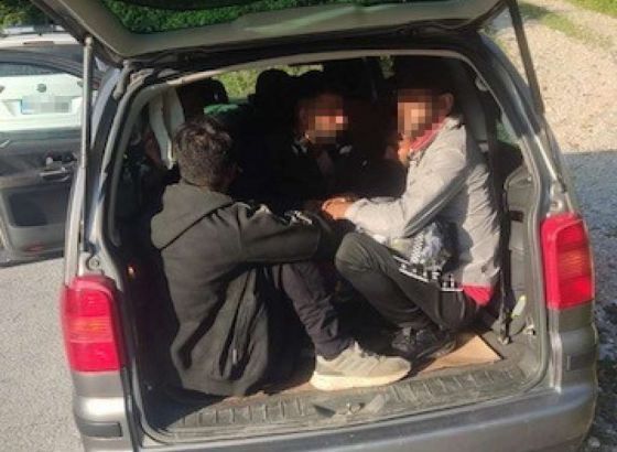 Uskok proširio istragu protiv krijumčara ljudi, pomagali im i carinici