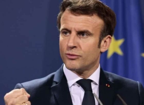 Macron: Francuska je uvijek primala i primat će strance