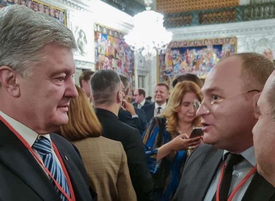 Orban: Ukrajinsko sprečavanje Porošenka da napusti zemlju škodi evropskim ambicijama Kijeva