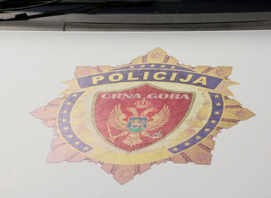 Crna Gora: Dijete slalo mejlove o postavljenim bombama u 19 škola, prijava protiv roditelja