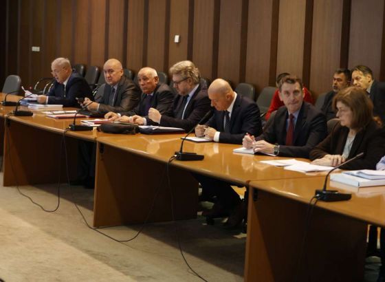 Sastanak parlamentarnih stranaka s CIK-om neki učesnici pozdravili a neki ne (VIDEO)