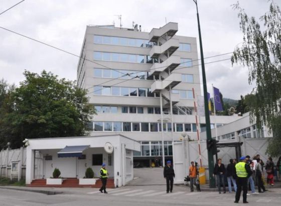OHR O DODIKOVIM NAJAVAMA: "Rješenje za državnu imovinu se mora naći, entiteti se ne mogu otcijepiti"