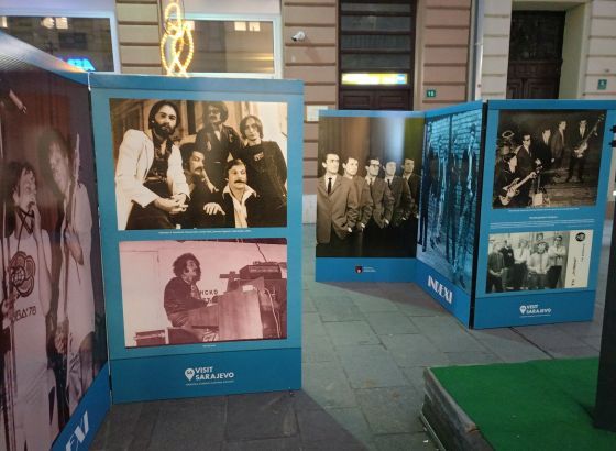 SJAJNA ATMOSFERA  U SARAJEVU: Multimedijalna izložba "Indexi – u svemu naj, naj, naj..."