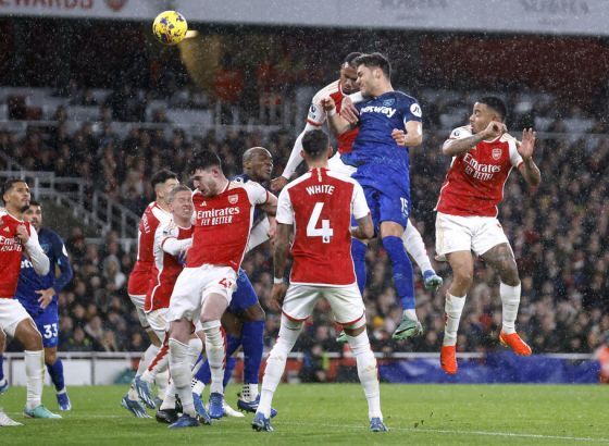 Nema šale sa Vest Hemom: Arsenal promašivao u londonskom derbiju, kazna je bila surova