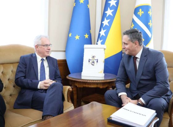 Bećirović - Murphy: SAD neće dozvoliti ugrožavanje mira i nezavisnosti BiH