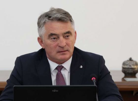 Komšić: Nadlijetanje aviona nije spriječilo genocid u Srebrenici, pa neće ni obilježavanje 9. januara