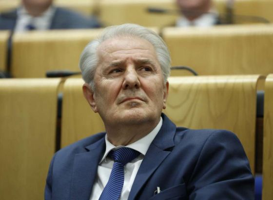 Lendo: Zastava sa ljiljanima je branila državu BiH, a aktuelna zastava je gradi i gradiće