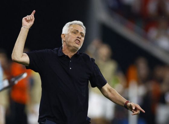 Mourinho ponuđen klubu u kojem je radio kao pomoćnik glavnog trenera