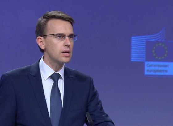 EU zatražila od Prištine da objasni odluku o isključivanju dinara iz platnog prometa