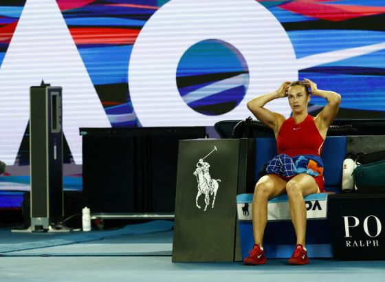 Cicipas zakazao duel sa Fricom, a Siner sa Hačanovim; Sabalenka sa 6:0, 6:0 do osmine finala AO