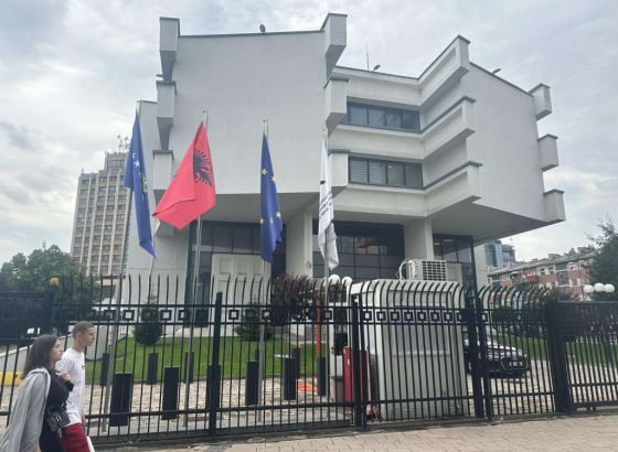 Kosovo ustrajava u namjeri da izbaci dinar iz platnog prometa