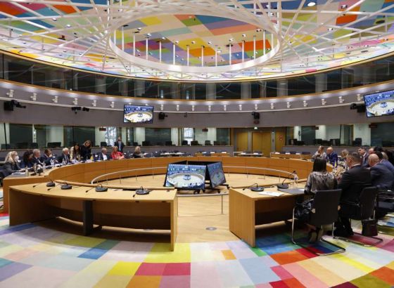 Financial Times: Bruxelles će sabotirati mađarsku ekonomiju ako Orban stavi veto na pomoć Ukrajini